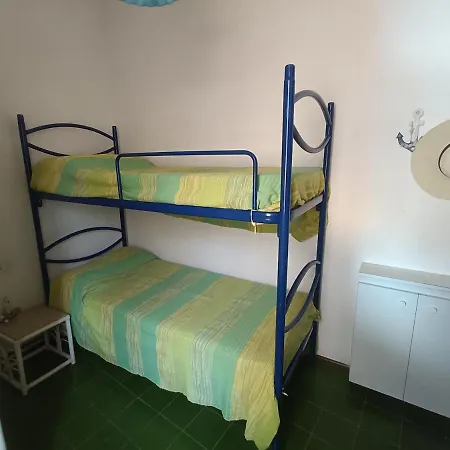 Beautiful Flat In Front Of The Sea * بولا